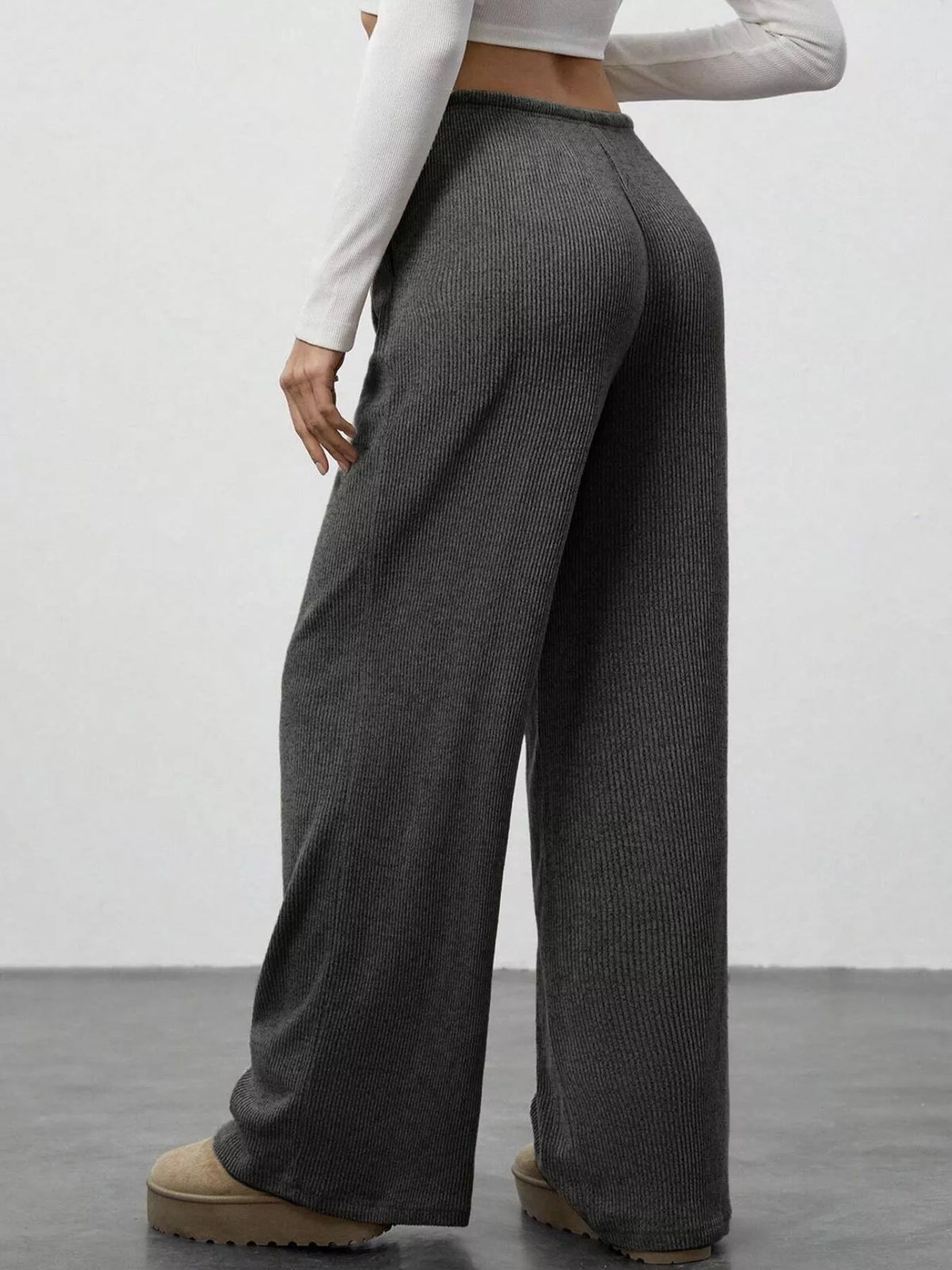 Relaxed Fit Wide Leg Pants (14)