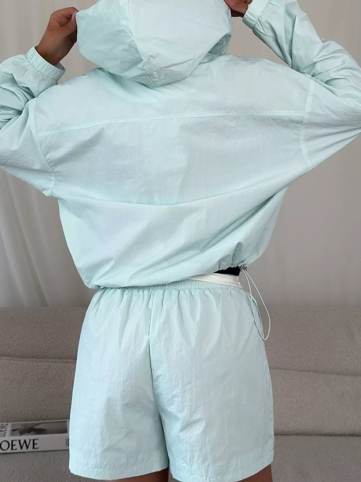 Lightweight Hooded Jacket Shorts Set (25)