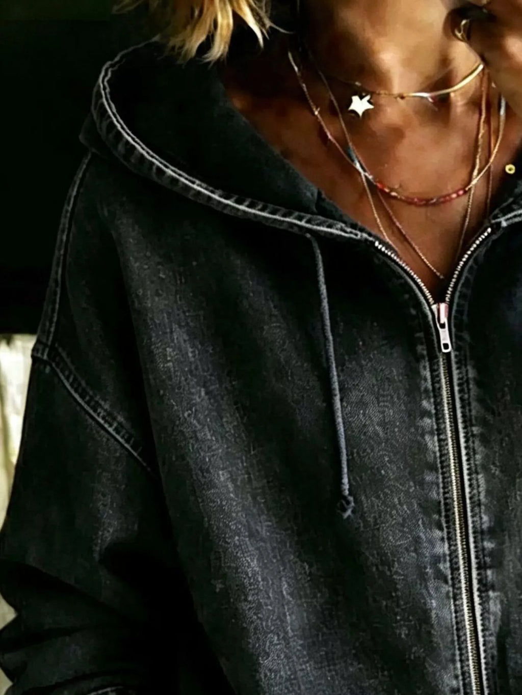 Full Size Zip-up Dropped Shoulder Hoodie Plus (4)