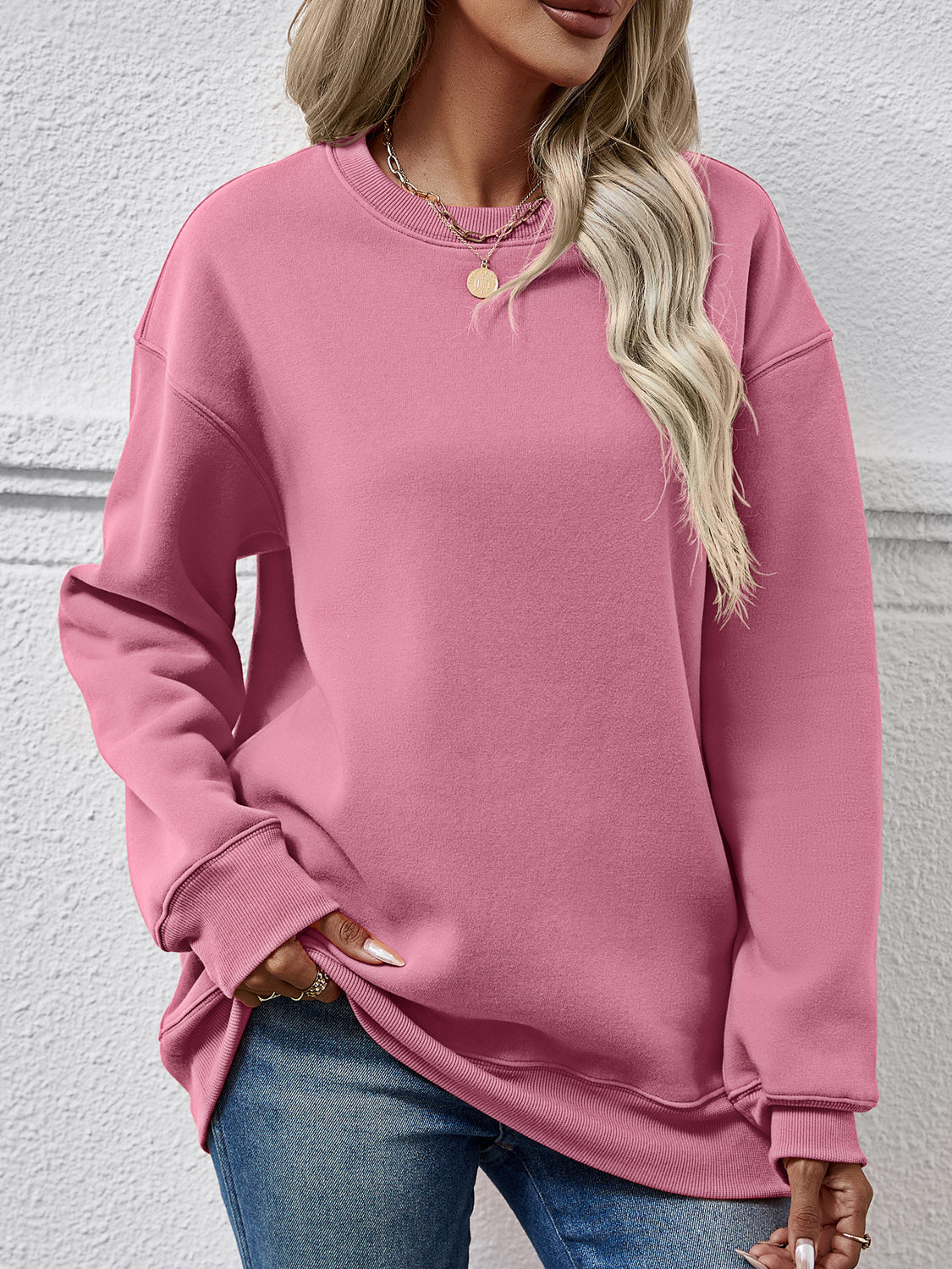 Round Neck Long Sleeve Sweatshirt (3)