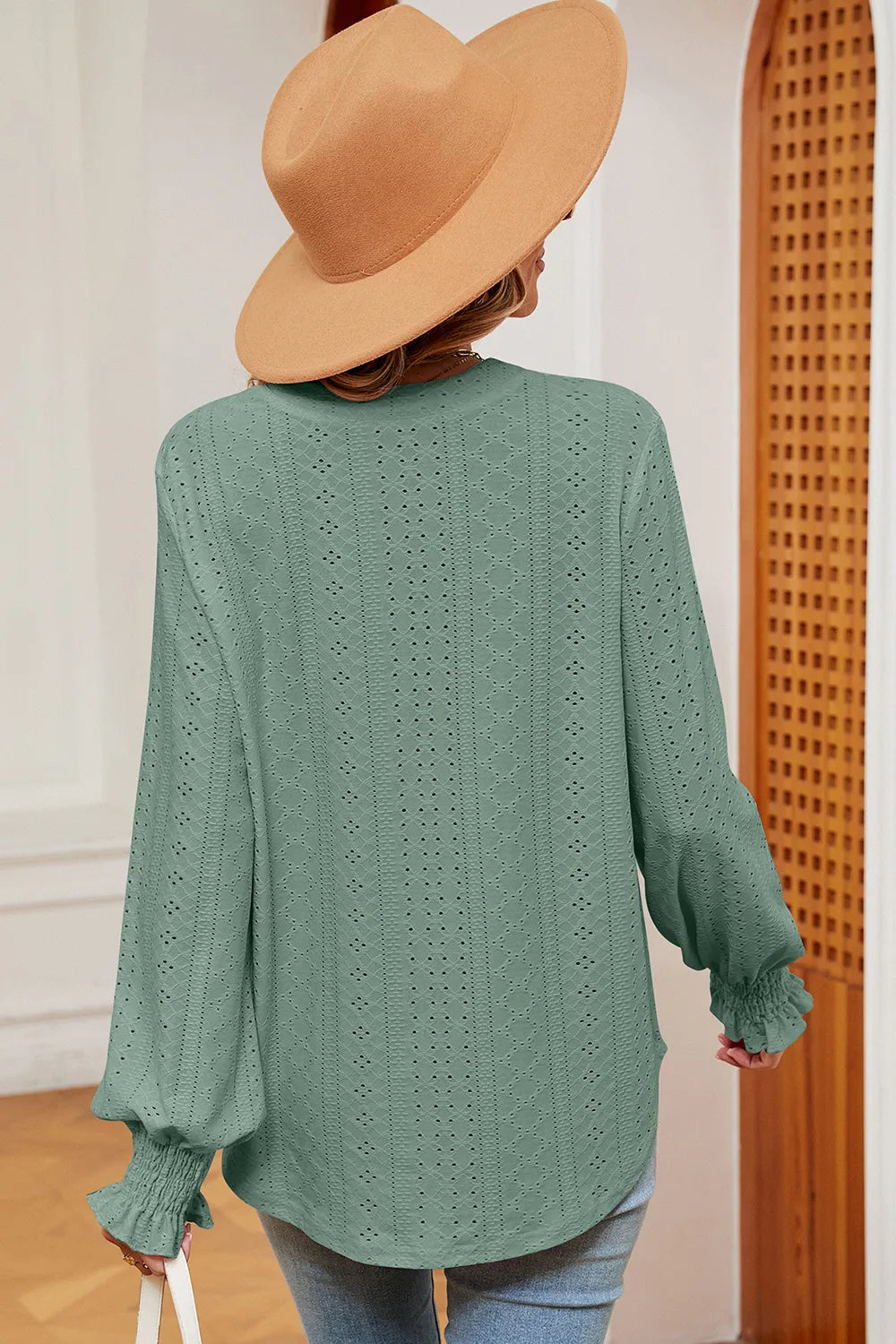 Eyelet Notched Long Sleeve T-shirt (21)