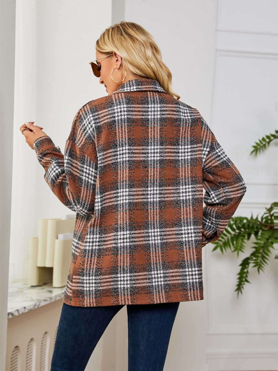 Plaid Collared Shirt Jacket (8)