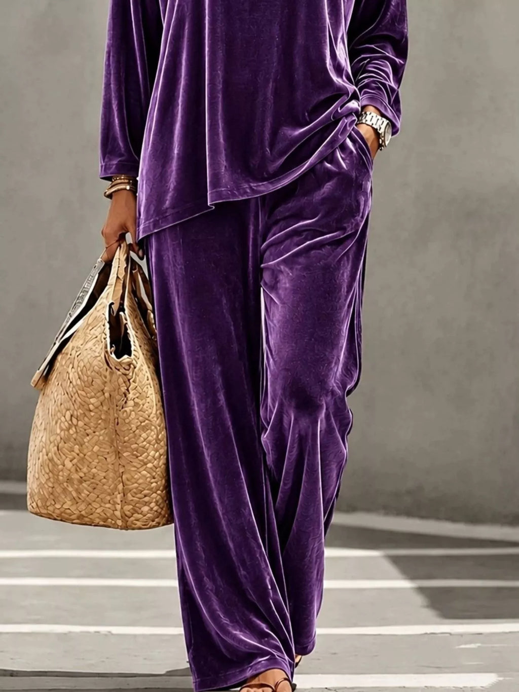 Full Size Velvet Long Sleeve Top Pants Set Plus (6)