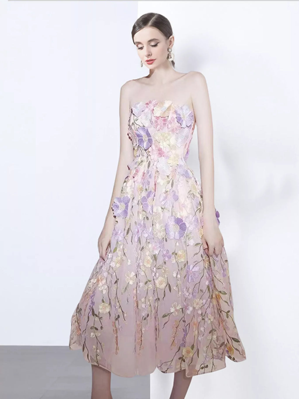 Strapless Floral Applique Midi Dress (7)