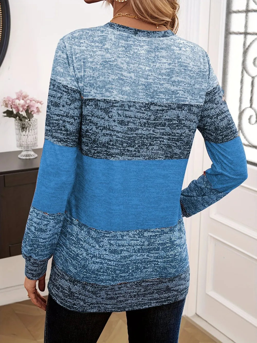 Decorative Button Contrast Round Neck Long Sleeve T-shirt (6)