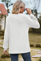 Eyelet Round Neck Long Sleeve T-shirt (2)