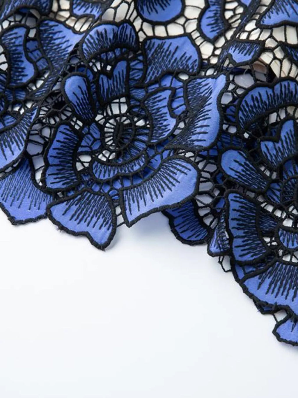 Printed V-neck Ruffle Sleeve Midi Dress (14)
