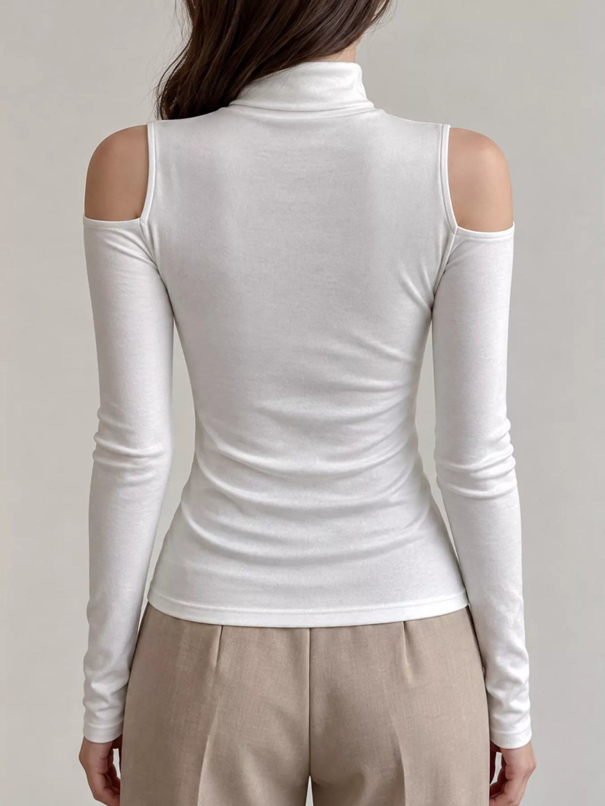 Mock Neck Cold-shoulder Slim-fit T-shirt (3)