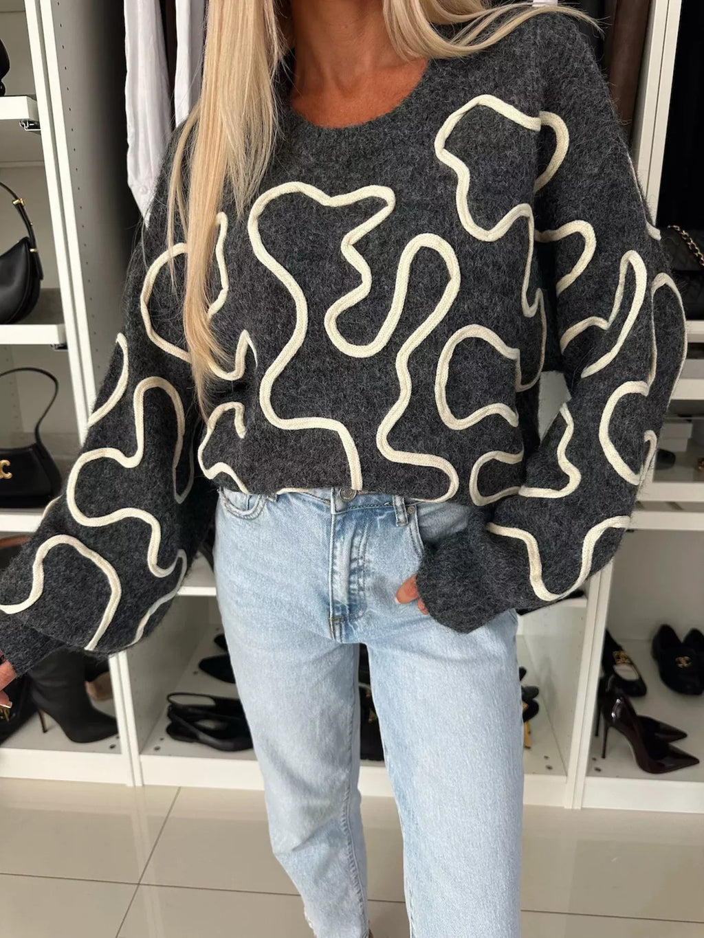 Abstract Pattern Oversized Round Neck Sweater (11)