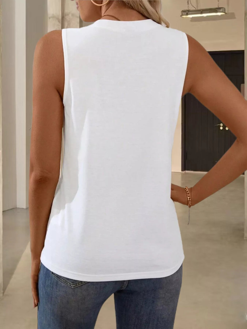 Round Neck Tank Top (5)