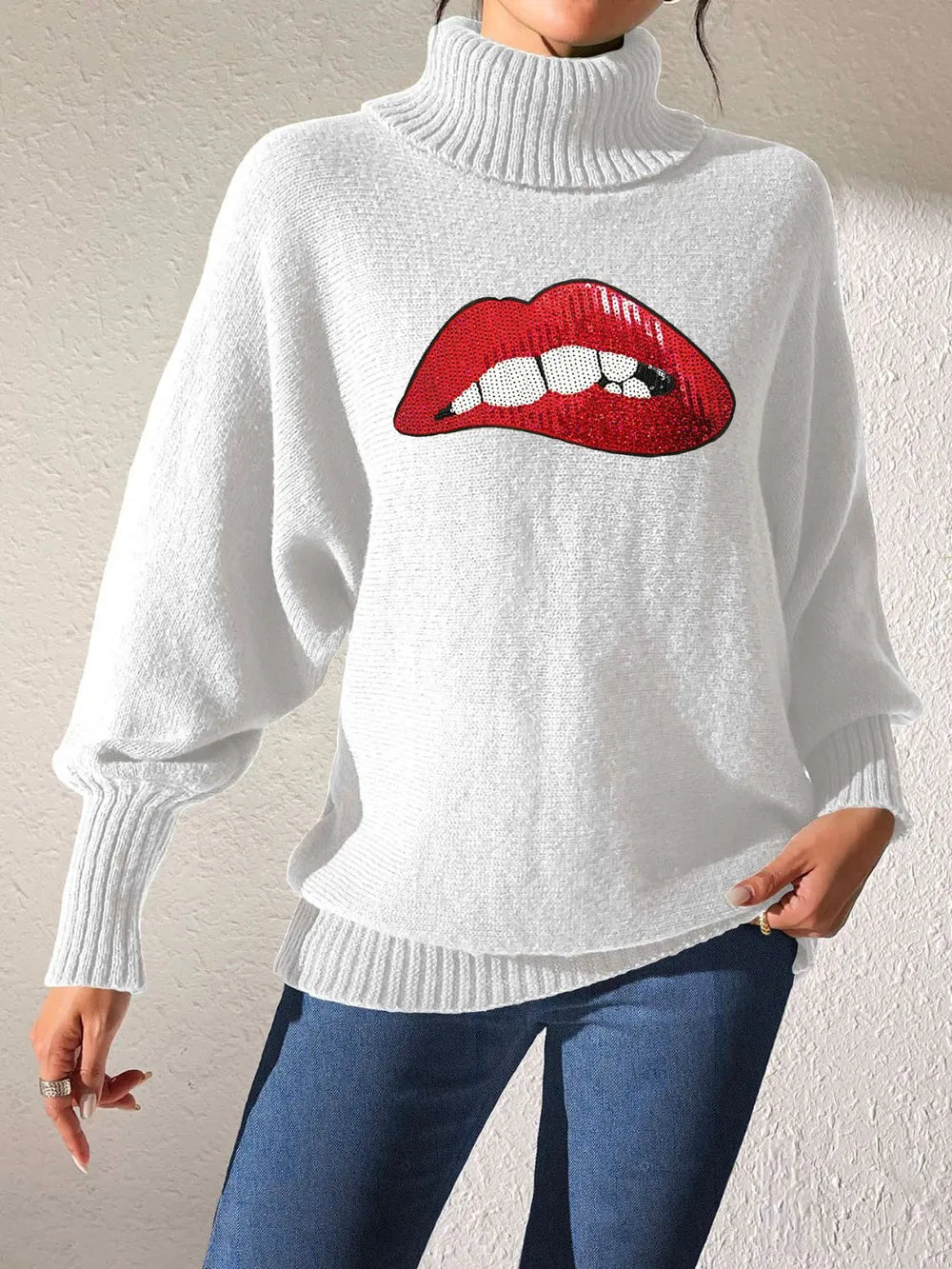 Lip Turtleneck Long Sleeve Sweater (24)