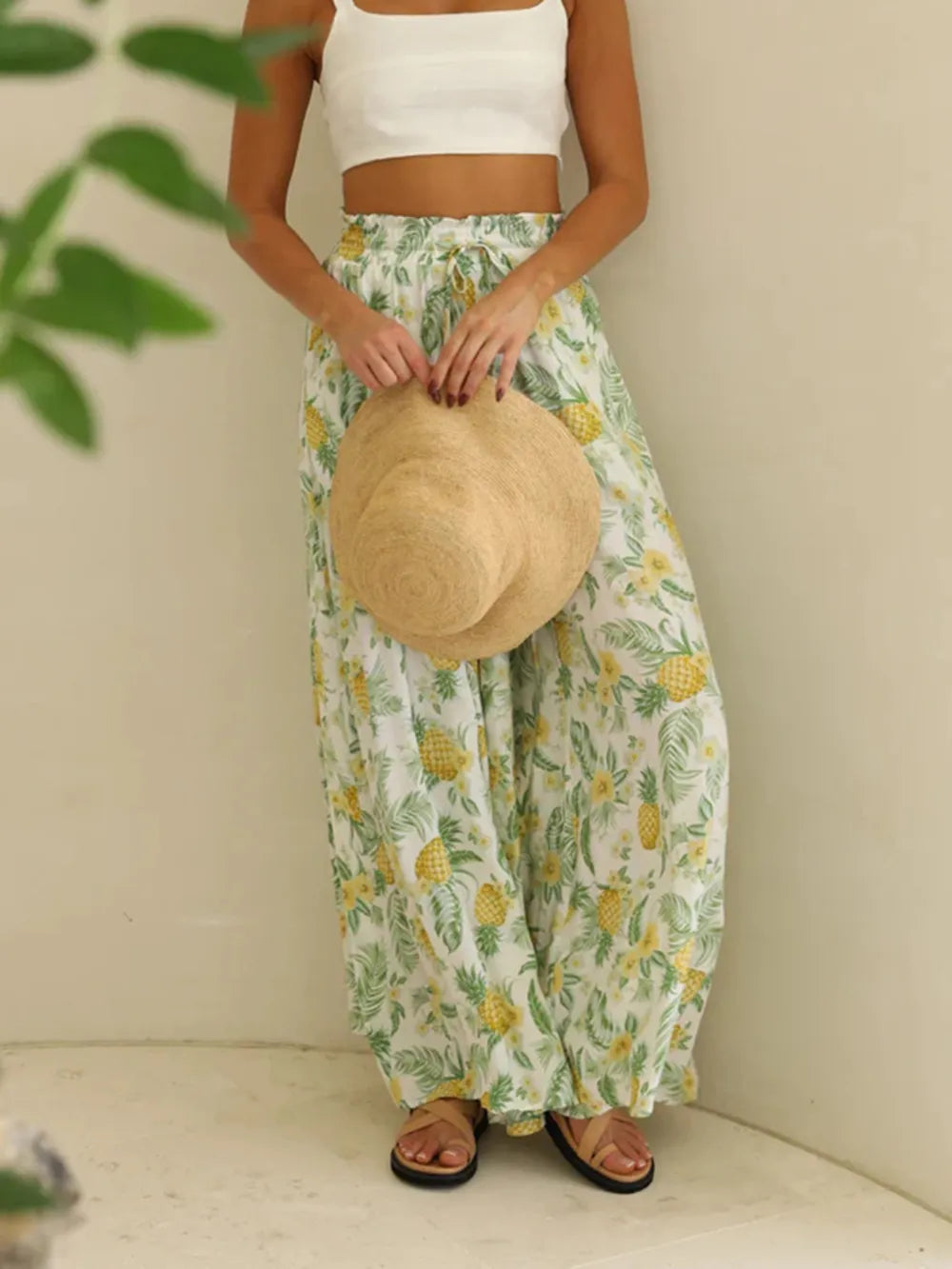 Drawstring Paperbag Waist Printed Wide Leg Pants (2)