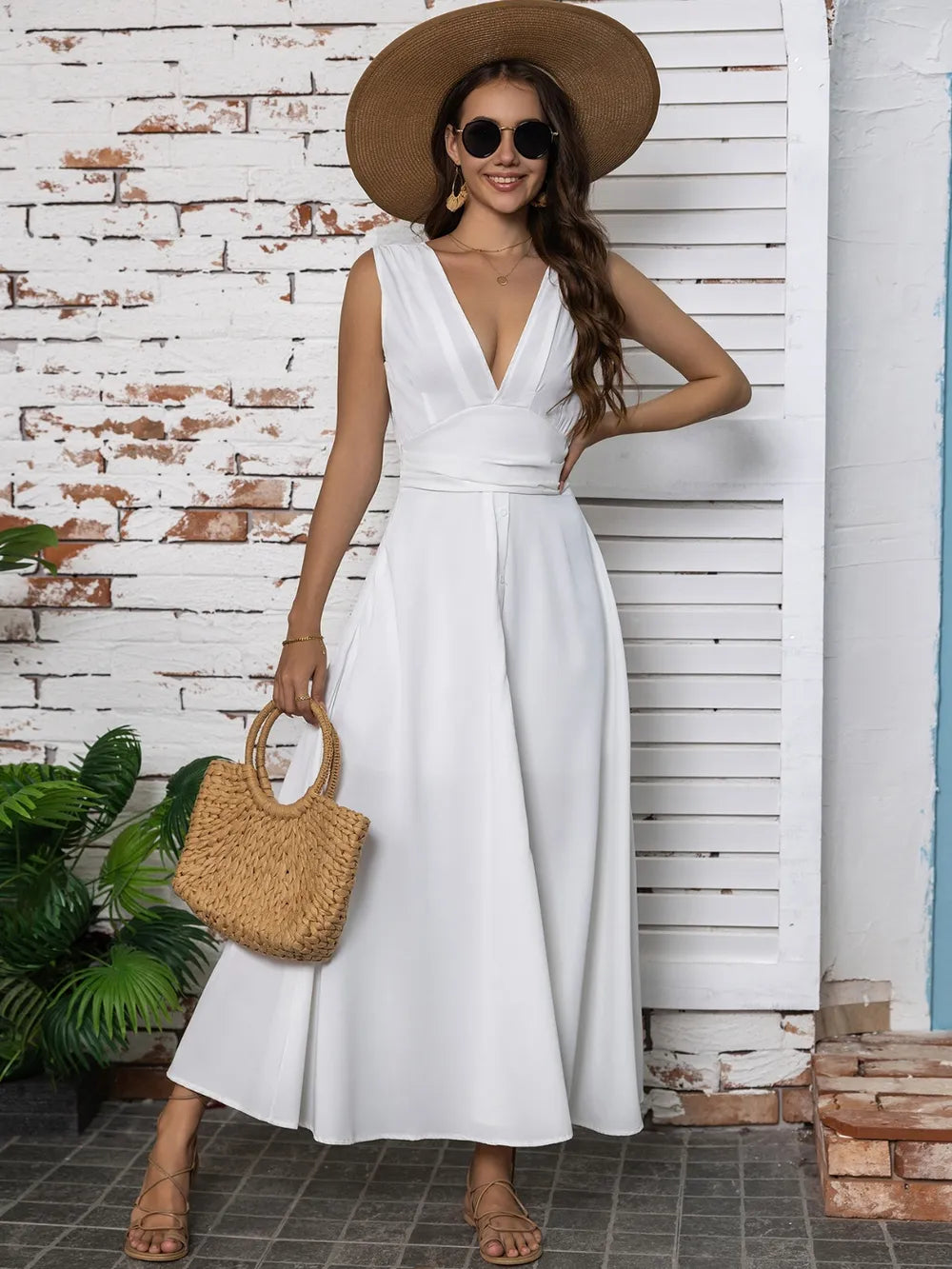 Full Size Slit V-neck Sleeveless Midi Dress (4)