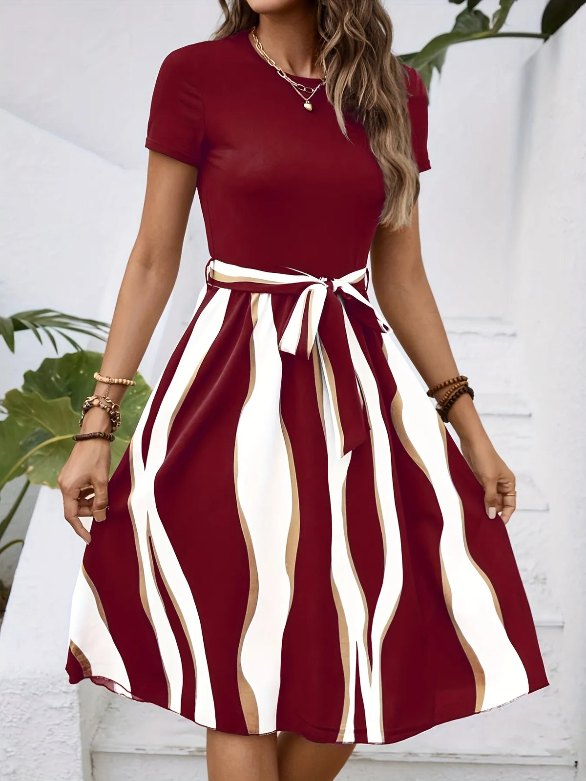 Striped Short Sleeve Tie Waist Dress (8)