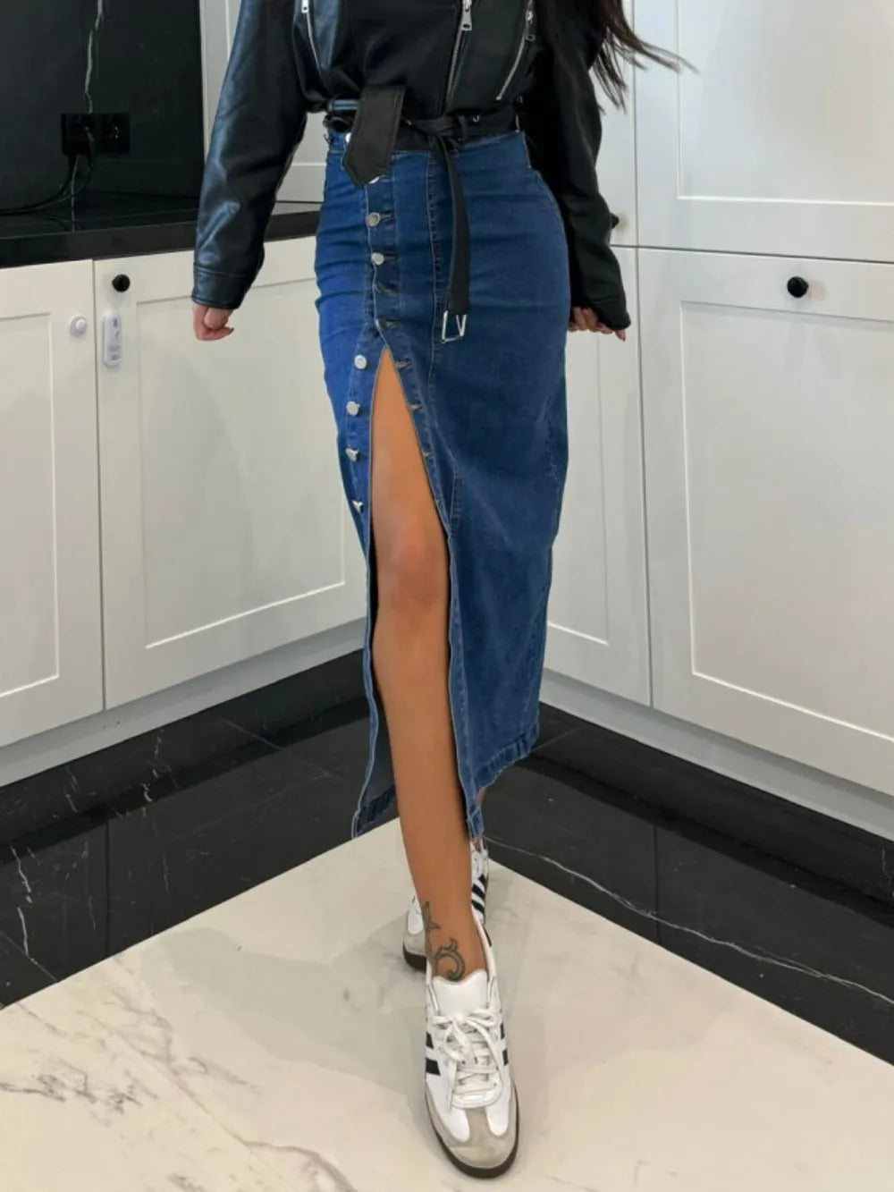 Front Button Slit Midi Denim Skirt (11)