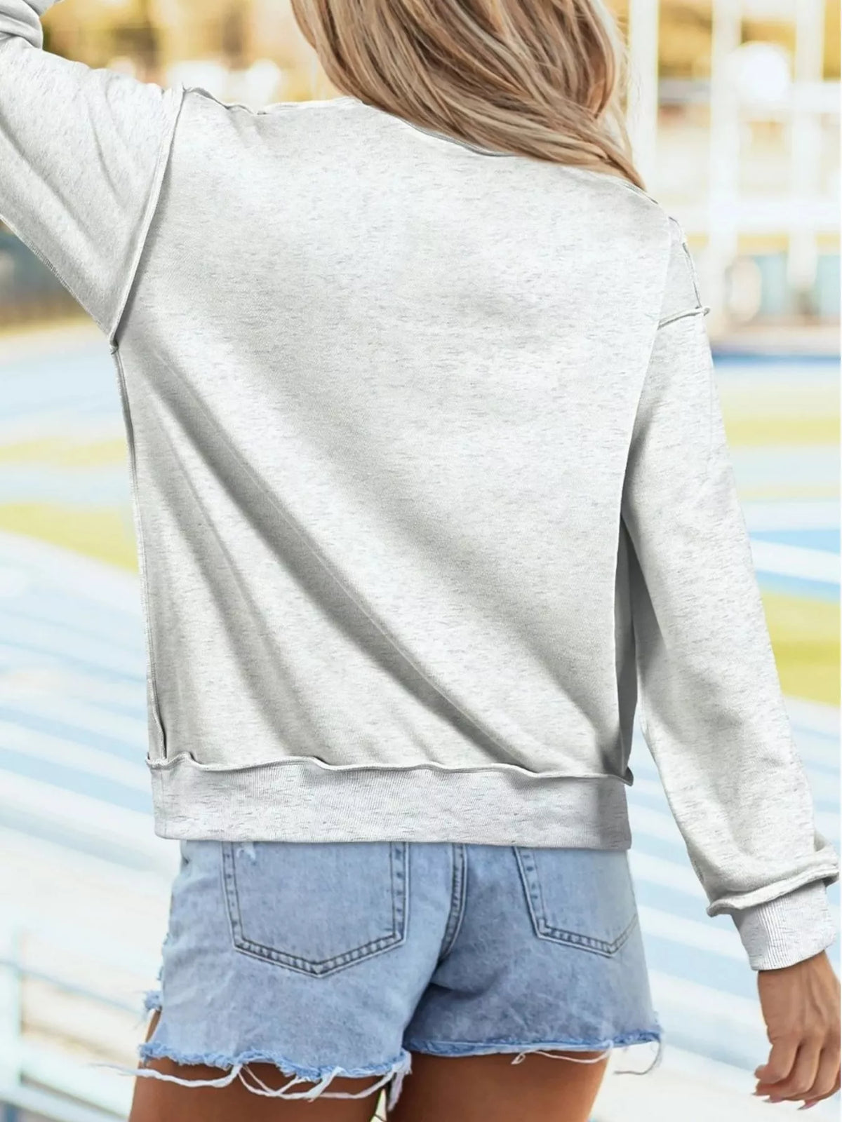 Mock Neck Exposed Seam Long Sleeve Sweatshirt (2)