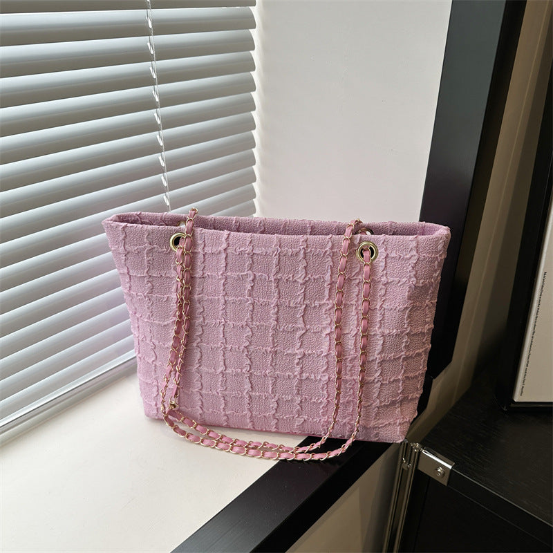 Versatile Large Capacity Chain Shoulder Bag photo 3
