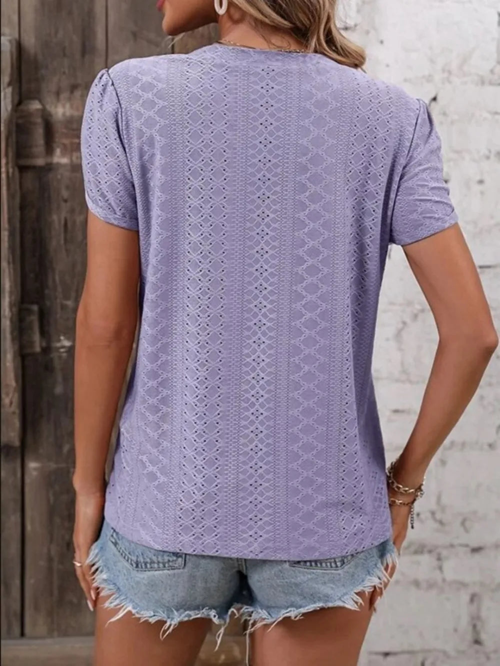 Eyelet V-neck Petal Sleeve T-shirt (15)