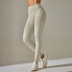 Seamless Peach Hip Breathable Sports Yoga Pants photo 1