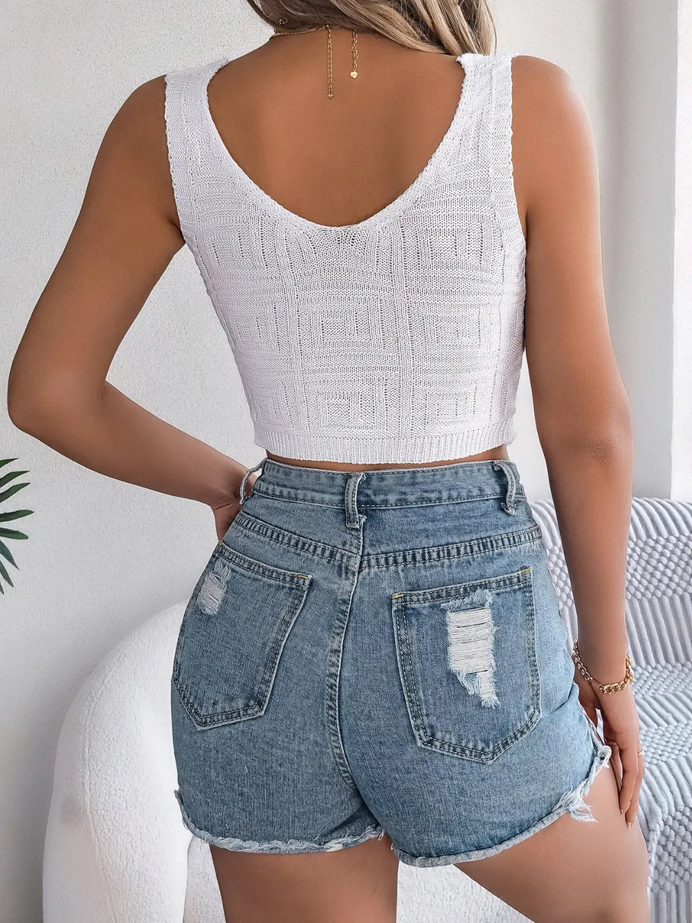 Twisted V-neck Knit Vest (5)