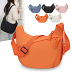 Large-capacity New-style Nylon Shoulder Bag photo 2