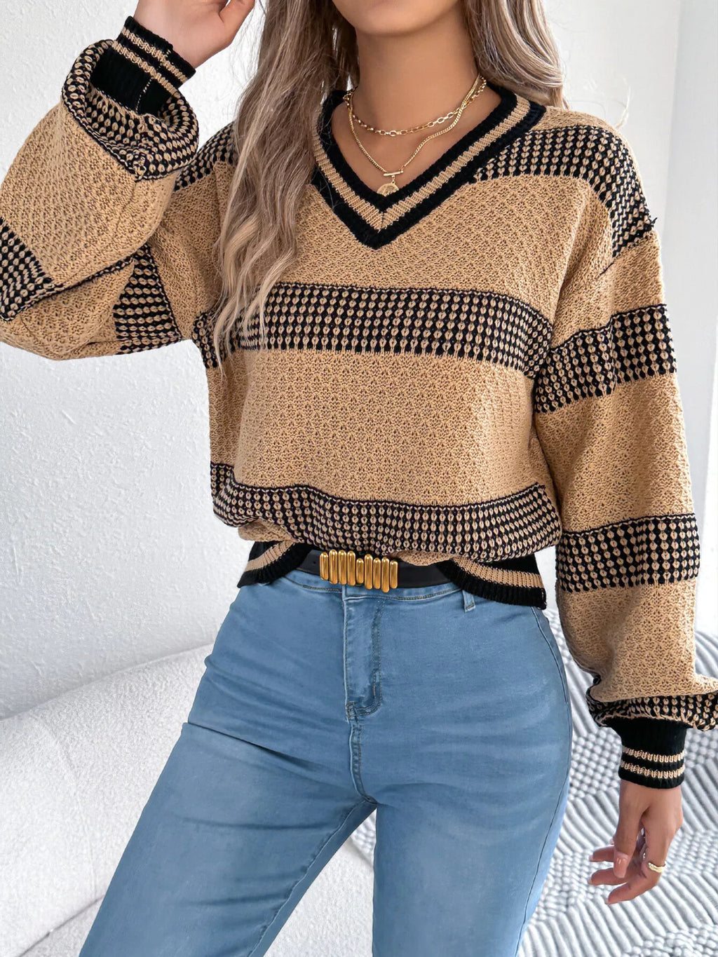 Contrast Striped V-neck Sweater (11)