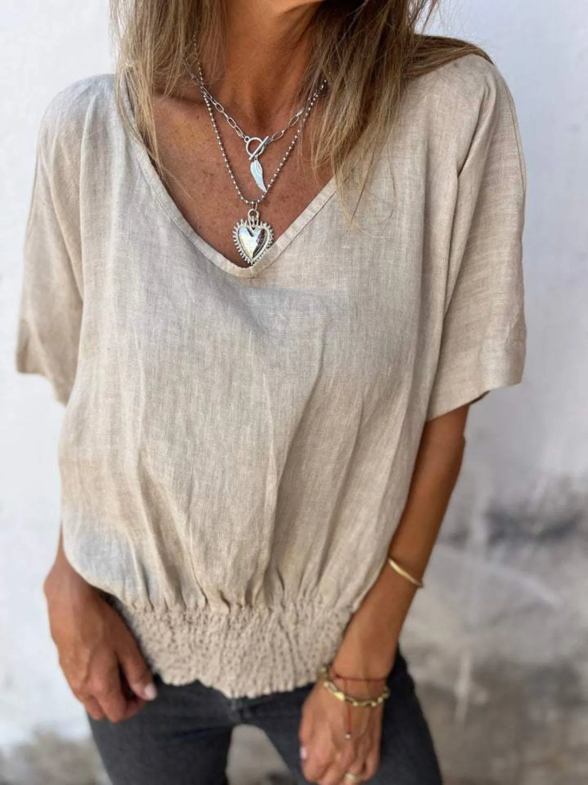 Full Size Smocked Hem V-neck Relaxed Fit T-shirt Plus (7)