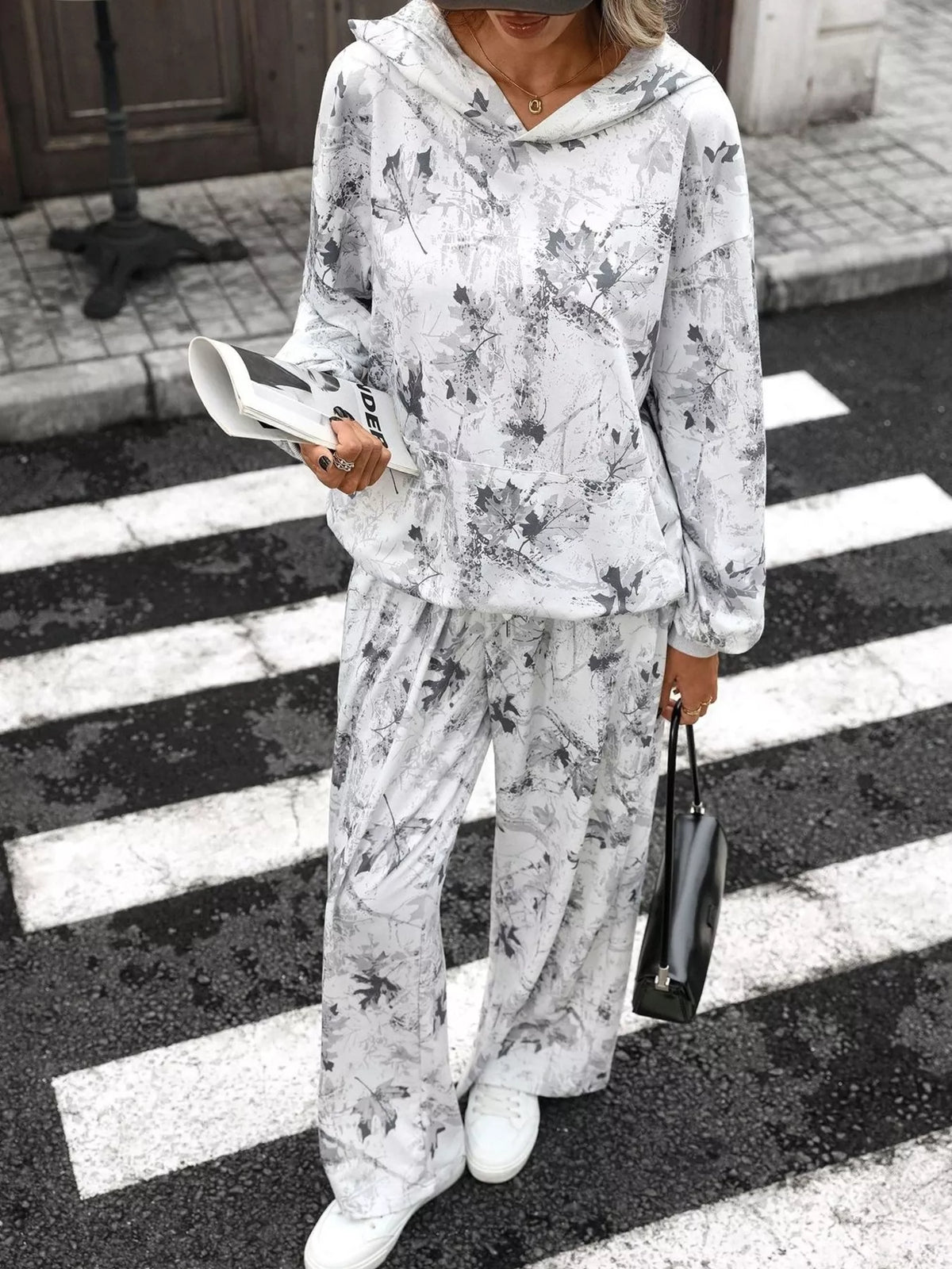 Printed Long Sleeve Hoodie Pants Set (8)