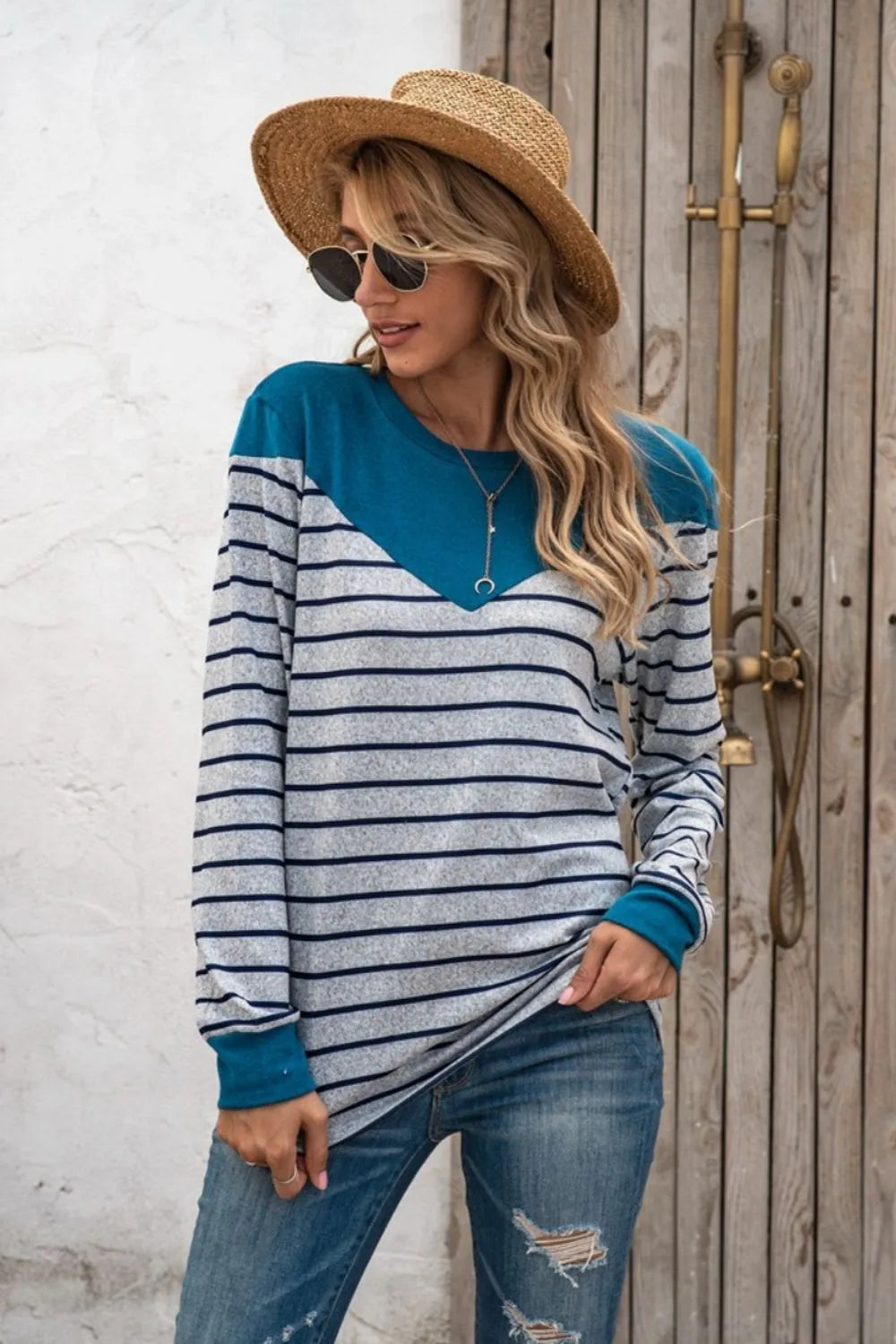 Striped Round Neck Long Sleeve T-shirt (22)