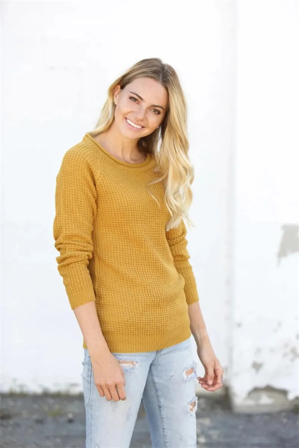 Round Neck Raglan Sleeve Sweater (3)