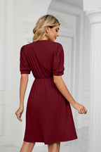 Contrast V-neck Puff Sleeve Pocket Dress (18)