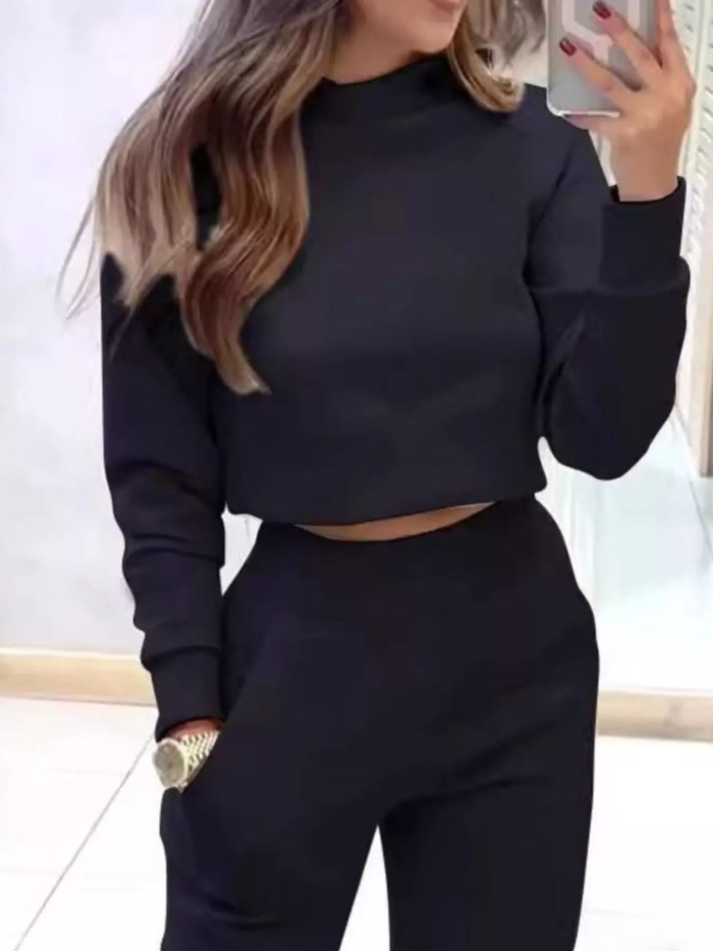 Casual Chic Cropped Sweatshirt Jogger Set (17)