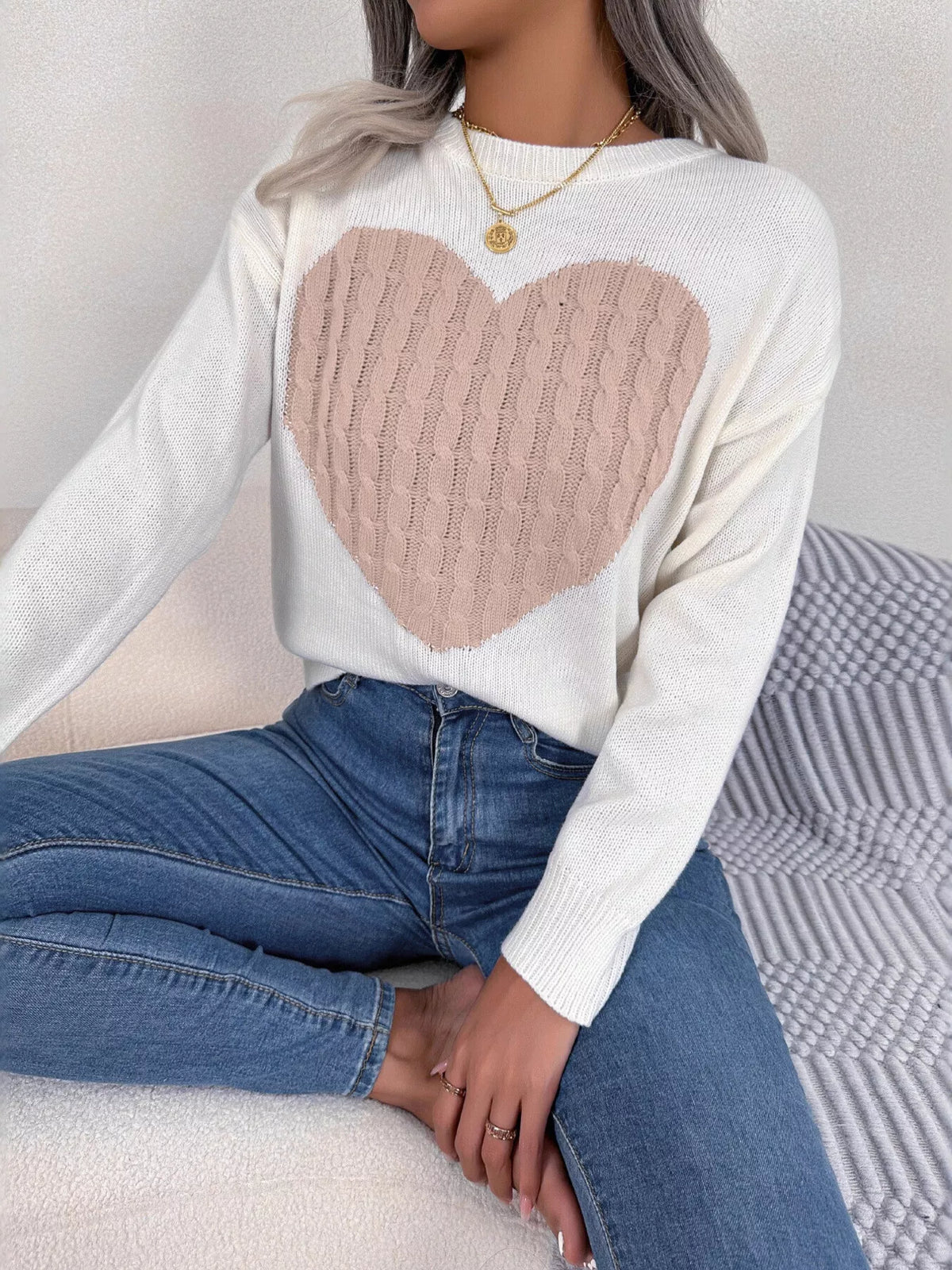 Cable Knit Heart Round Neck Sweater (6)