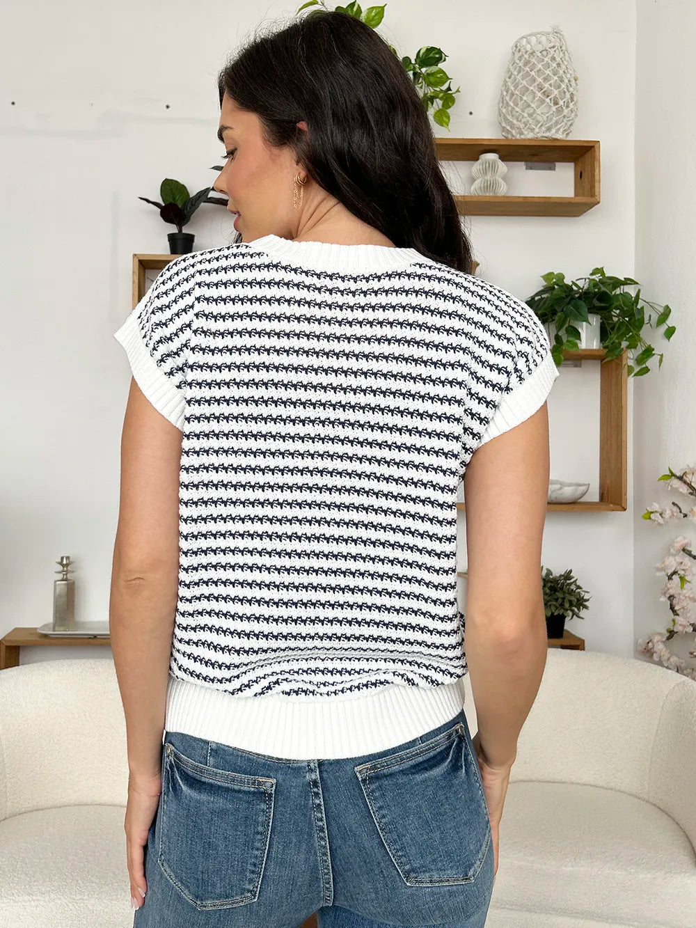 Striped Round Neck Sweater Vest (4)