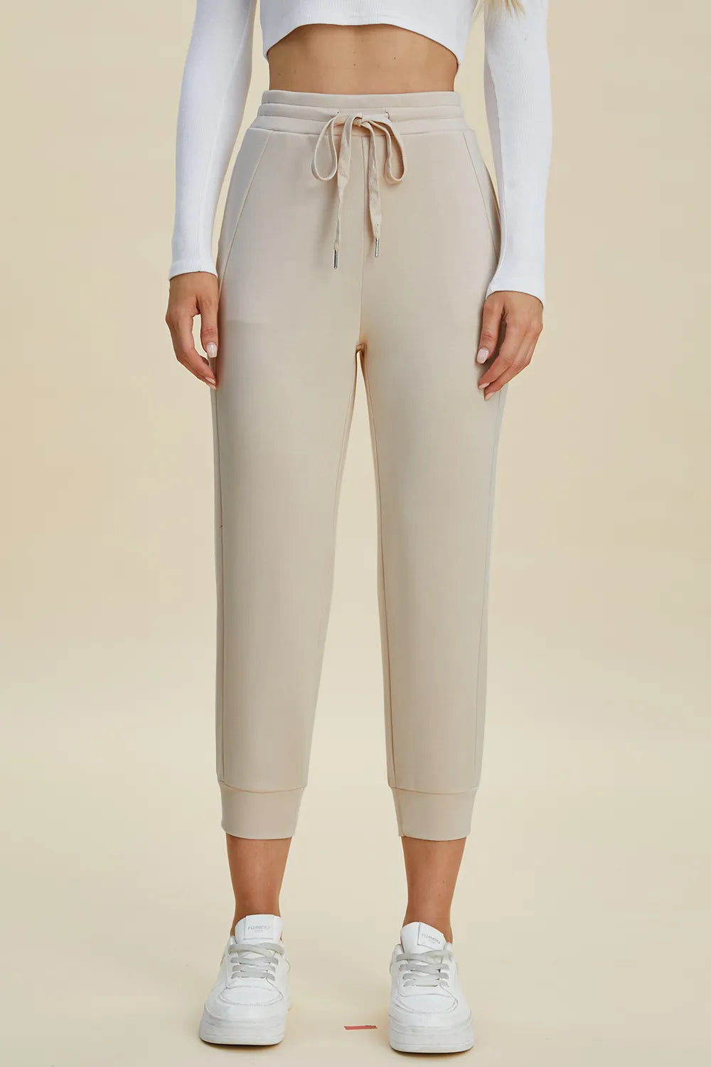 Full Size Air Scuba Drawstring High Waist Cropped Pants (4)