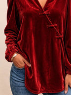 Chinese-style Knot Buttons Velvet Blouse (5)