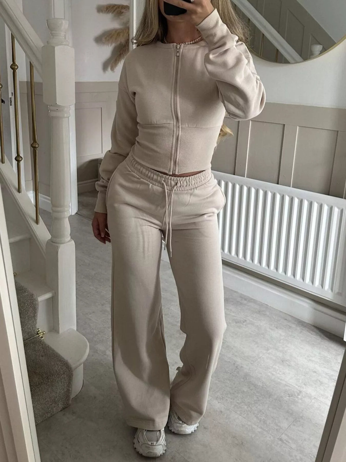 Zip-up Crop Hoodie High-waisted Pants Set (5)