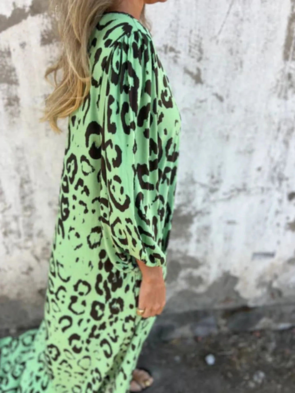 Full Size Printed V-neck Dress Pockets Plus (27)