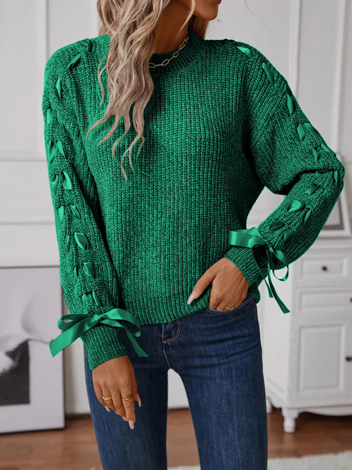 Ribbon-tie Sleeve Round Neck Sweater (3)