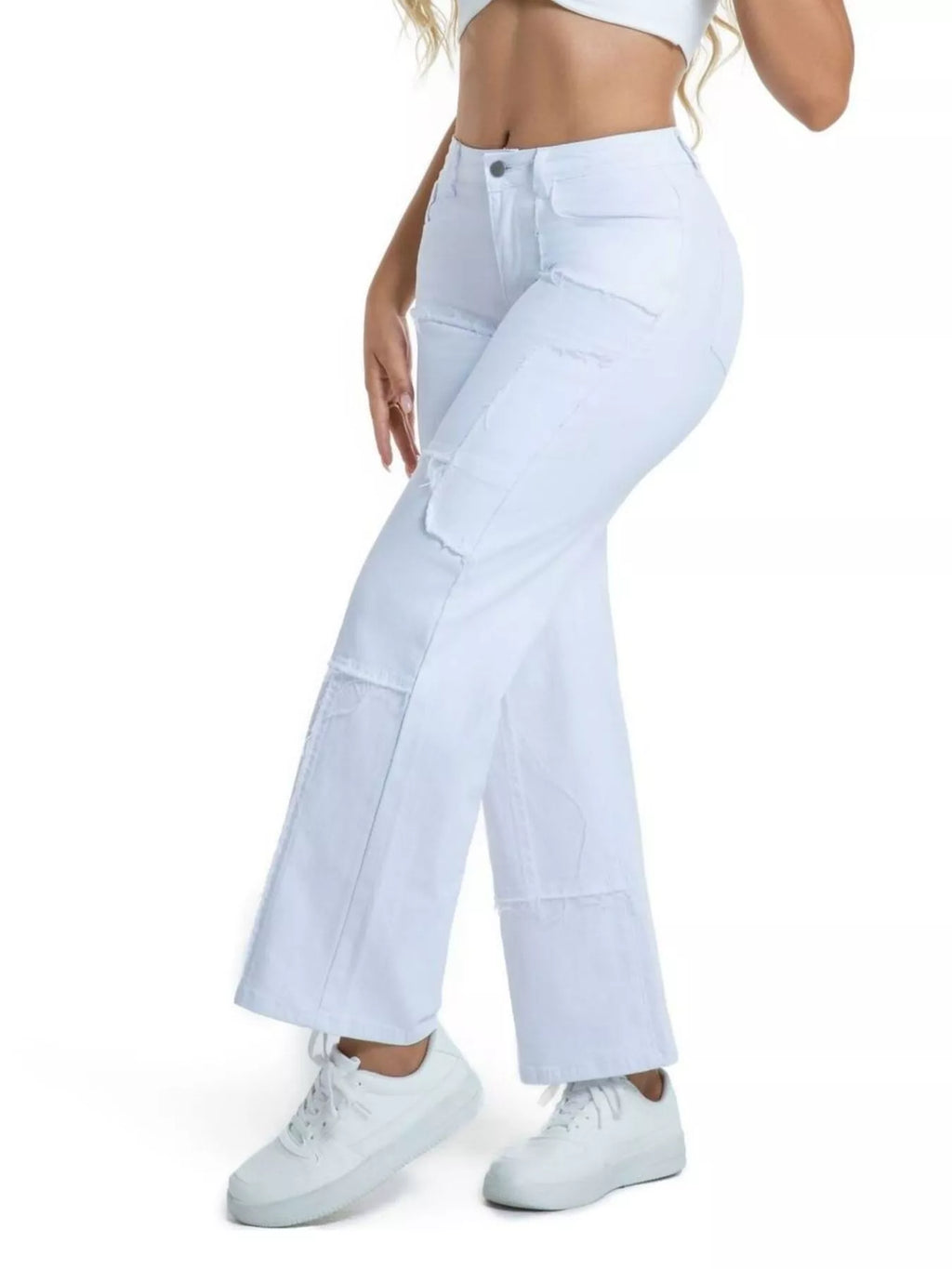 Frayed Edge Straight Leg Jeans (21)