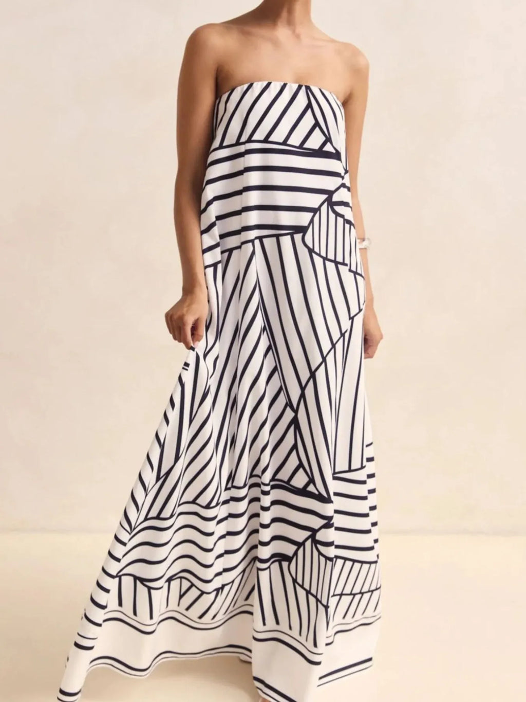 Smocked Printed Tube Maxi Dress (2)
