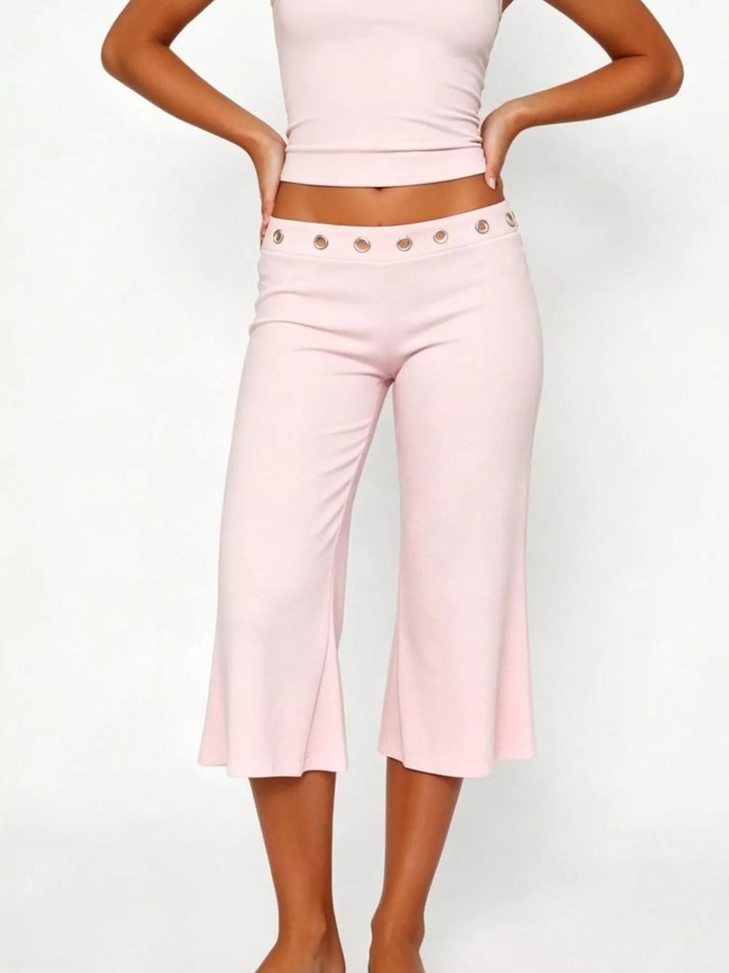 Mid Rise Capris Pants (25)