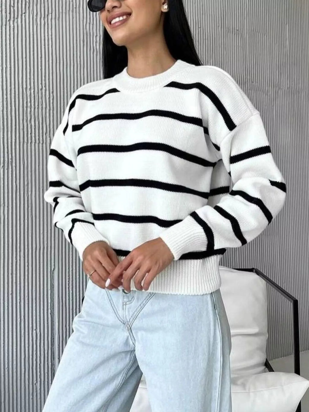 Striped Knit Round Neck Sweater (5)