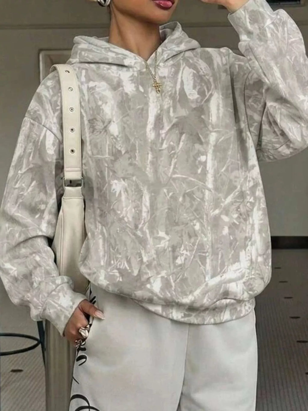 Leopard Dropped Shoulder Hoodie (2)