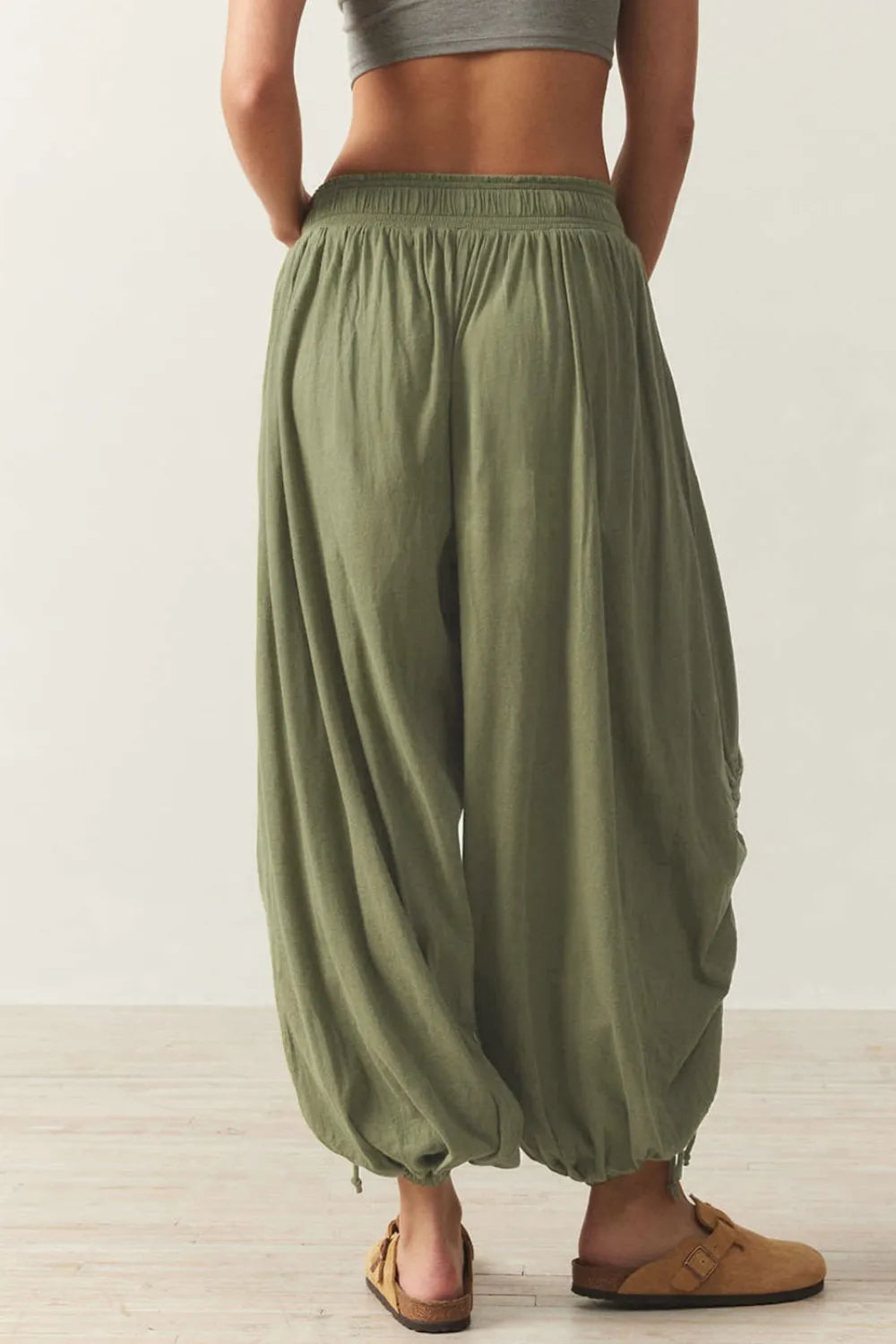 Drawstring Ruched Pants (17)