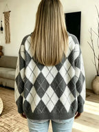 Argyle Pattern Polo Collar Sweater (7)