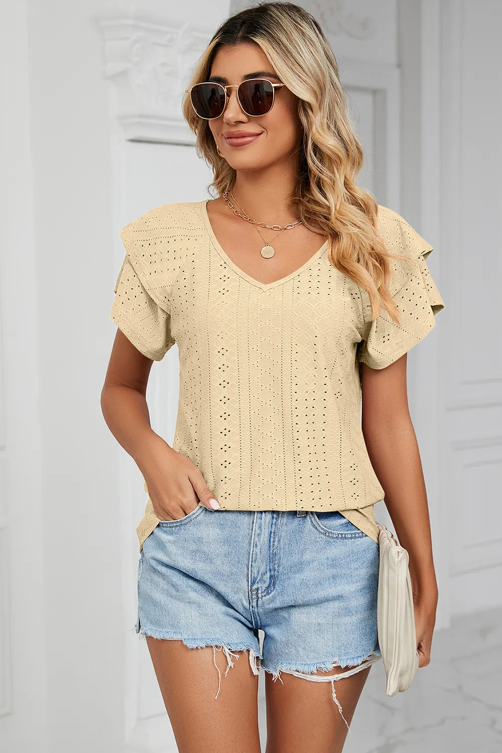 Eyelet V-neck Short Sleeve T-shirt (14)