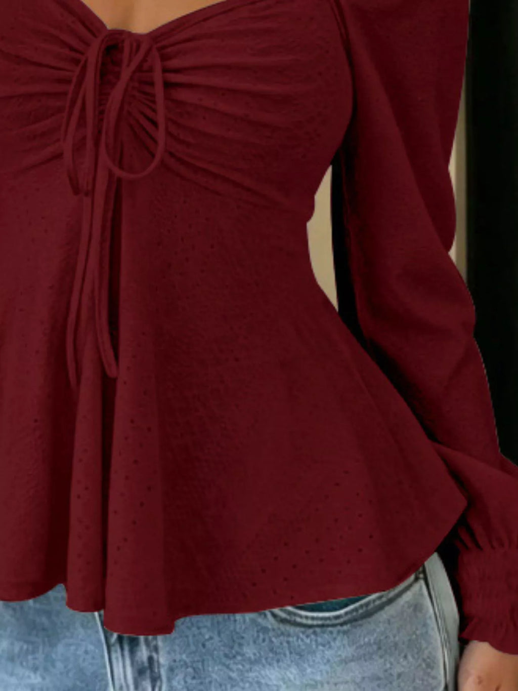 Ruched Sweetheart Neck Long Sleeve Top (9)