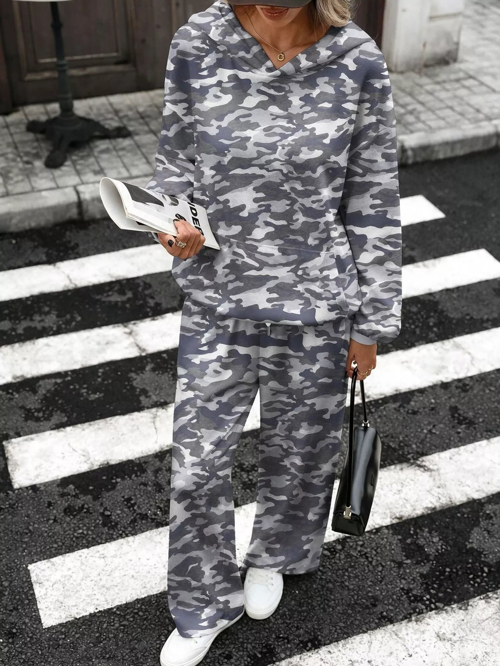 Printed Long Sleeve Hoodie Pants Set (15)