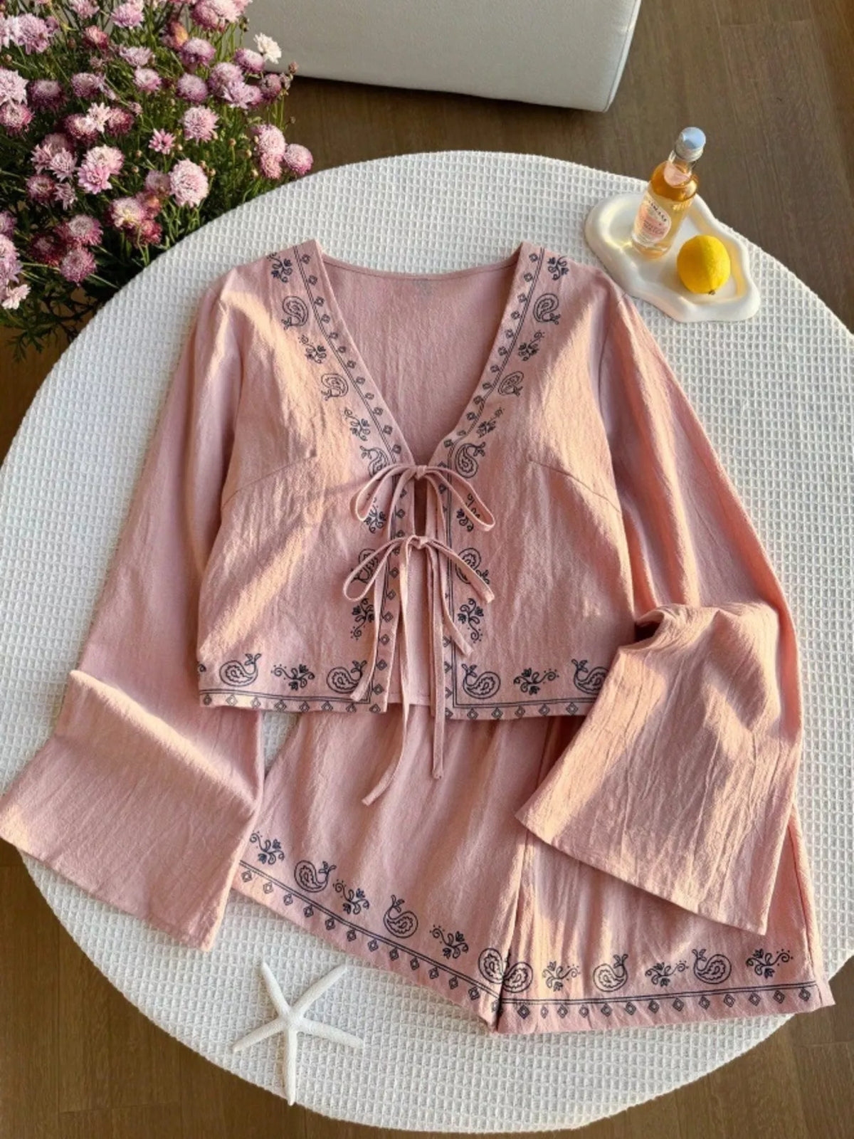 Embroidered Tie-front Top Shorts Set (20)